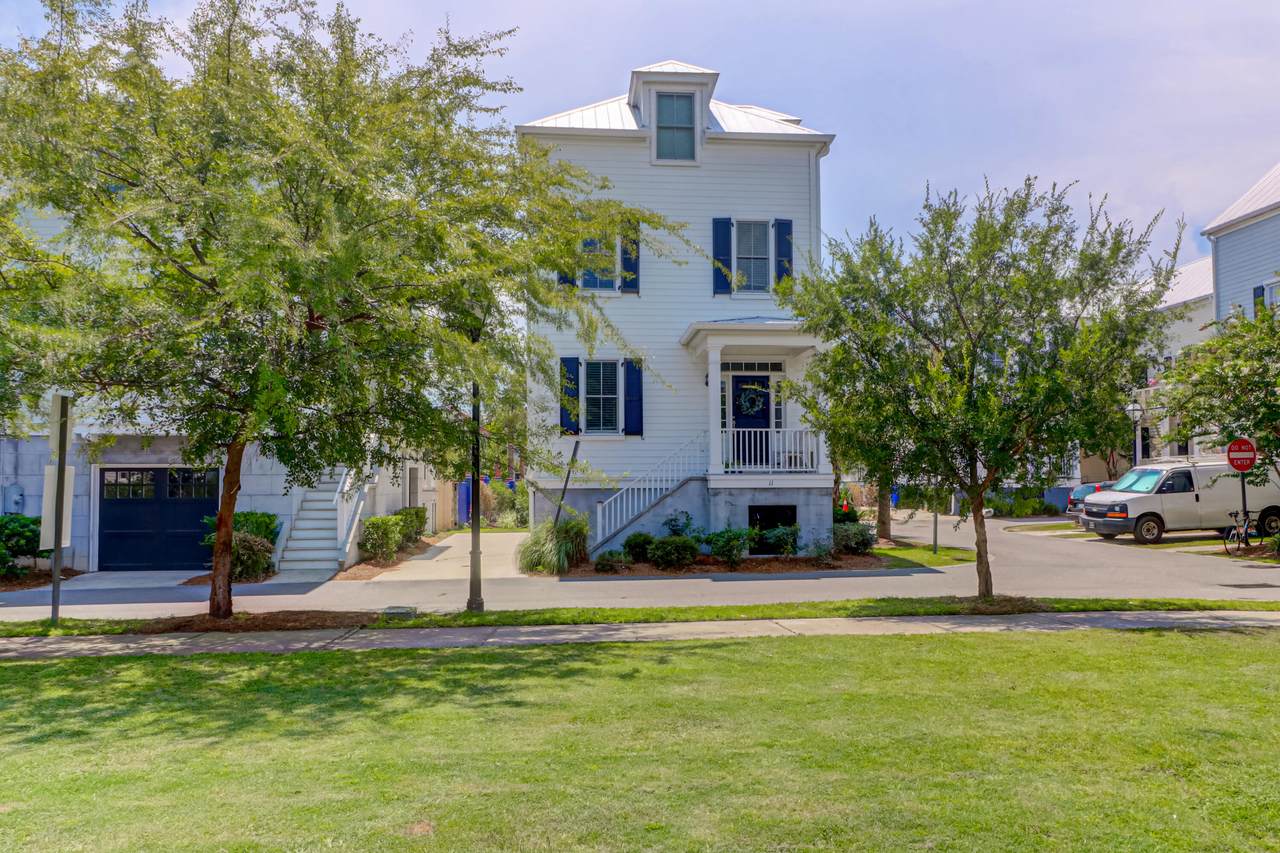 11 Dereef Court - Photo 1