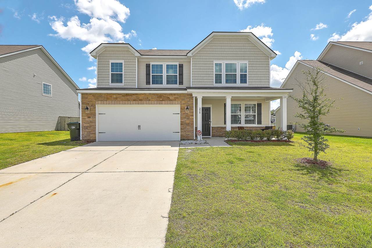 238 Wathen Drive - Photo 1