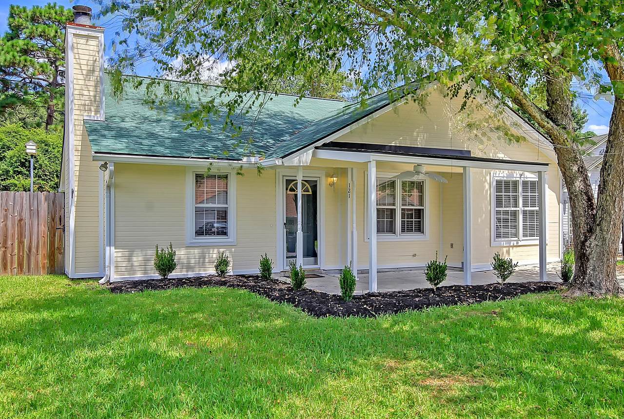 121 Manchester Road - Photo 1