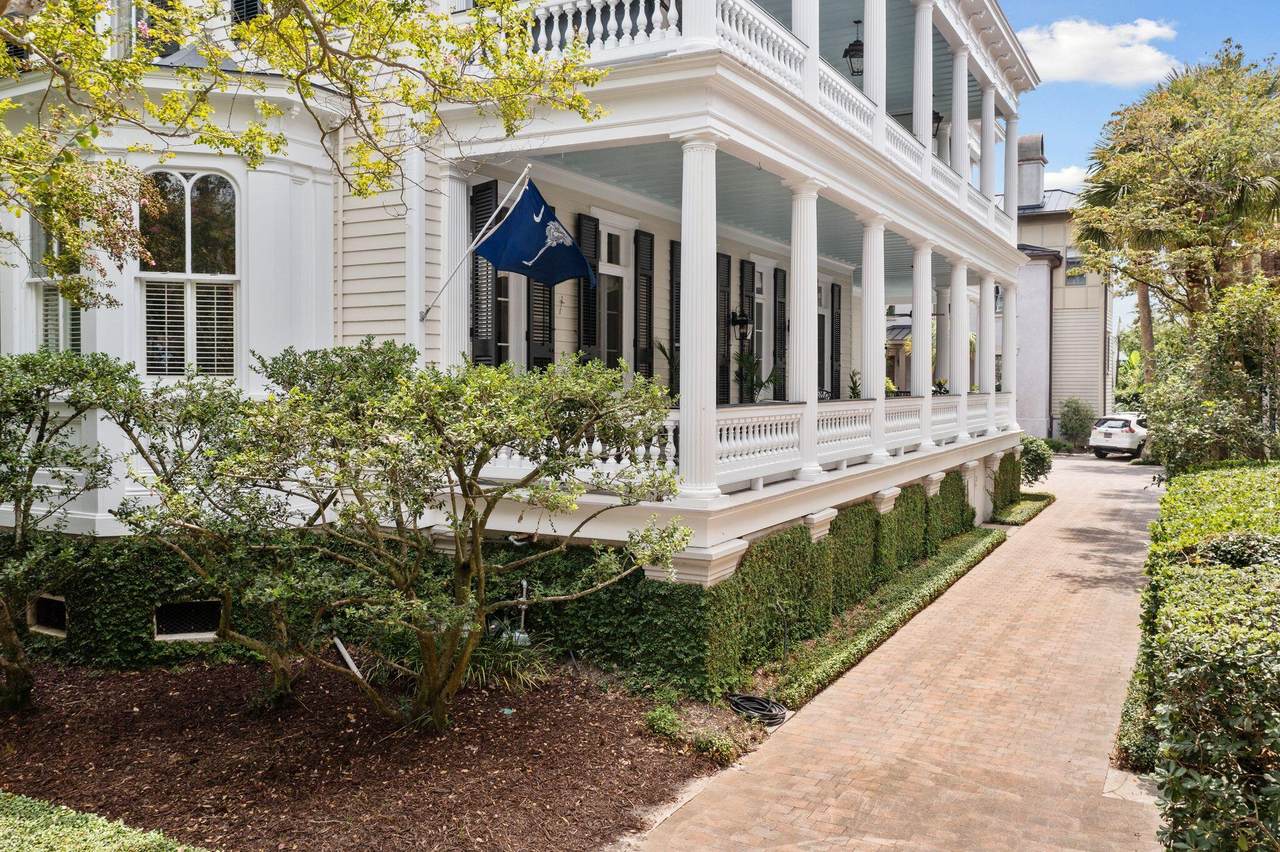 155 Wentworth Street - Photo 1
