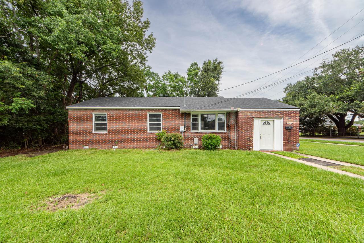 2807 Martha Drive Drive - Photo 1