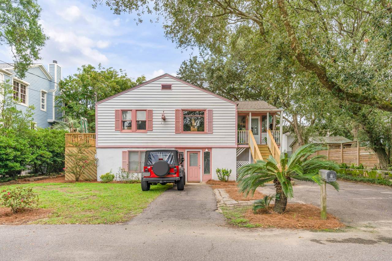 2202 Cameron Boulevard - Photo 1
