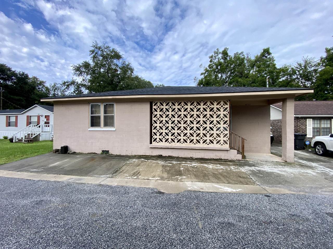 4711 Ezekiel Avenue - Photo 1