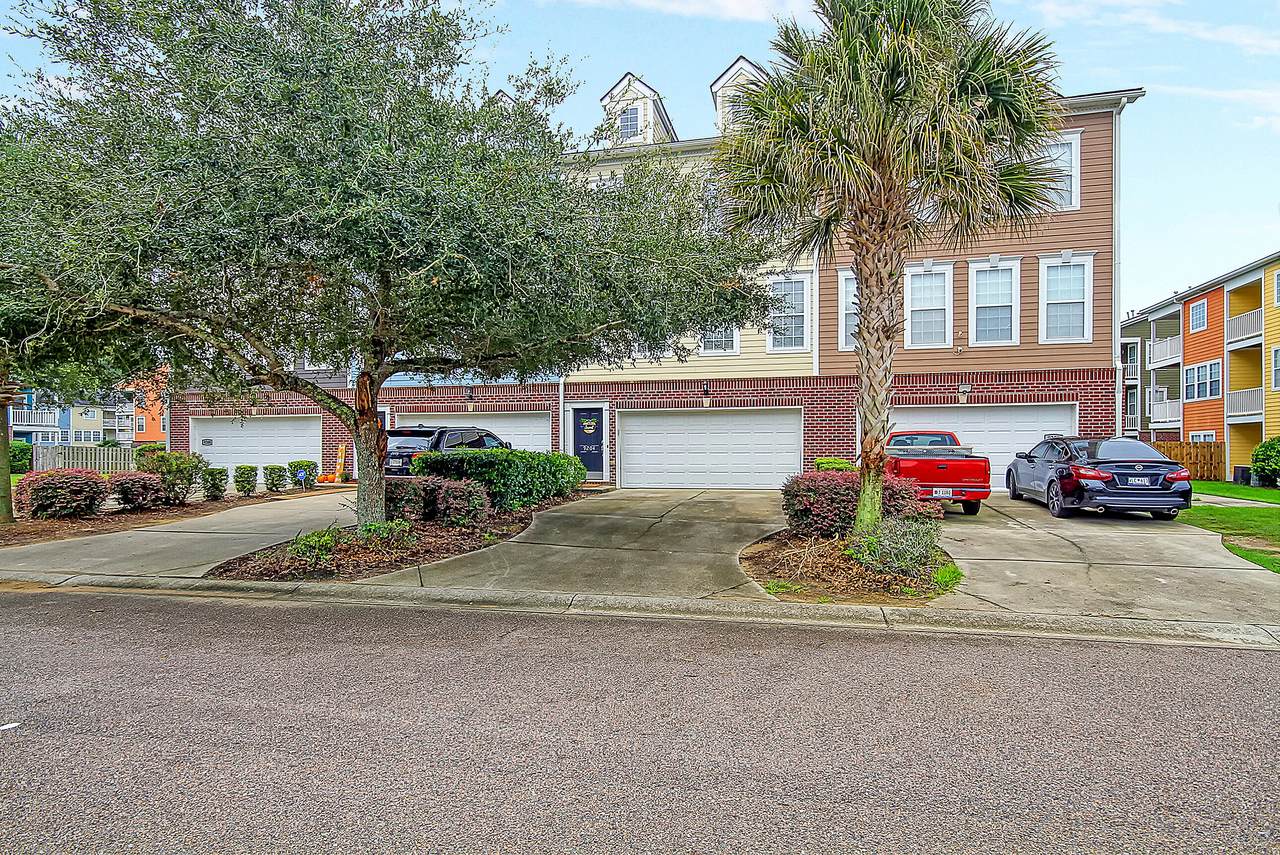 9204 Southern Oak Lane - Photo 1