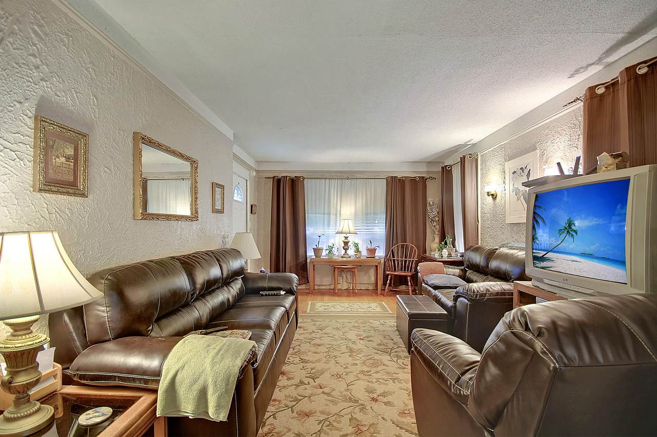3551 Admiral Drive - Photo 1