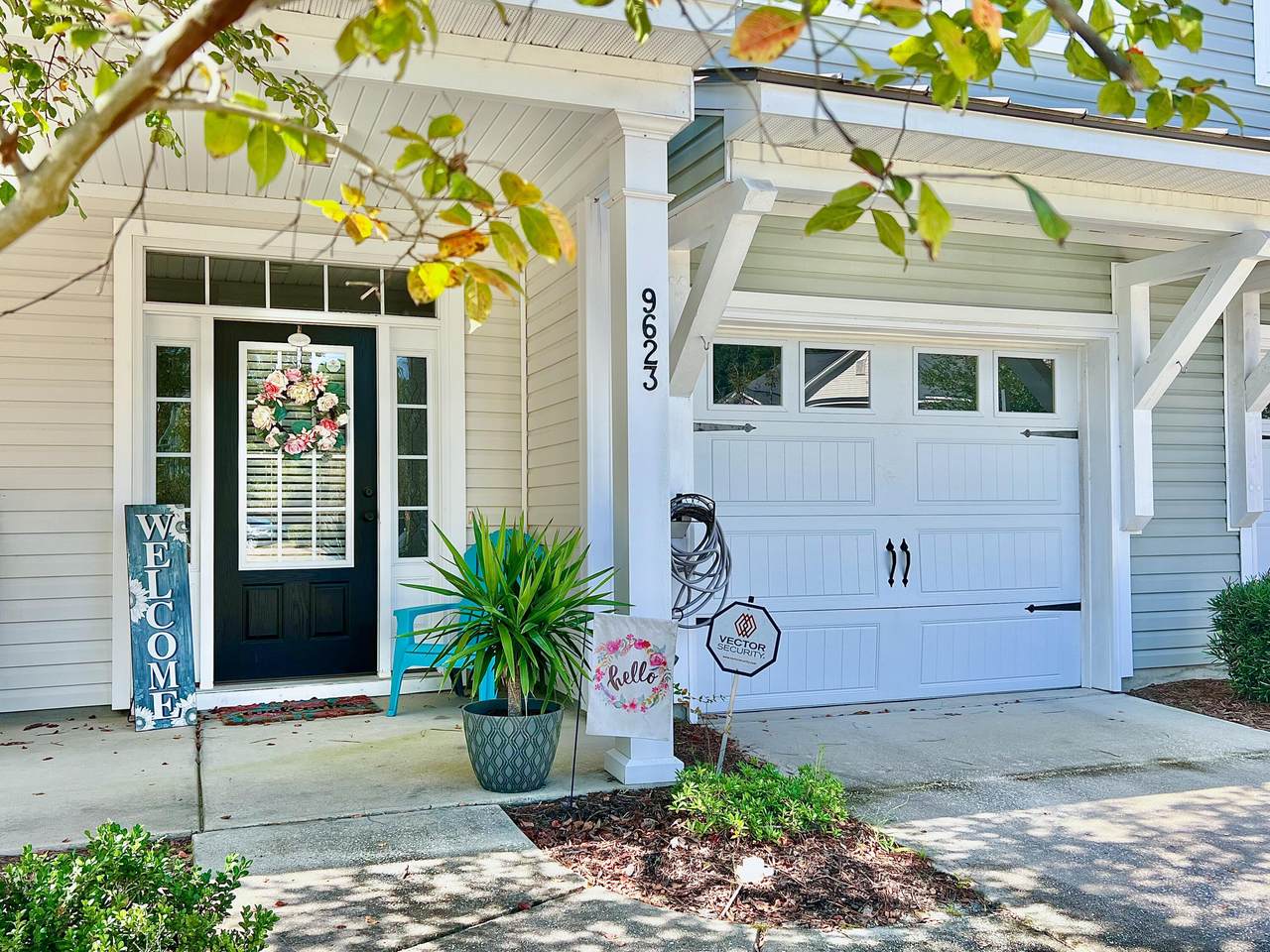 9623 Scarborough Court - Photo 1