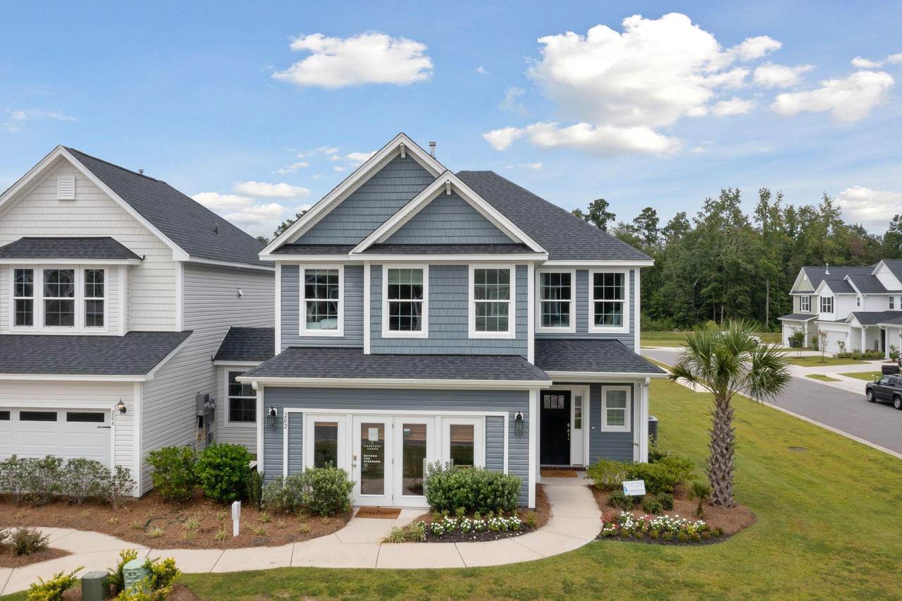307 Green Fern Drive - Photo 1