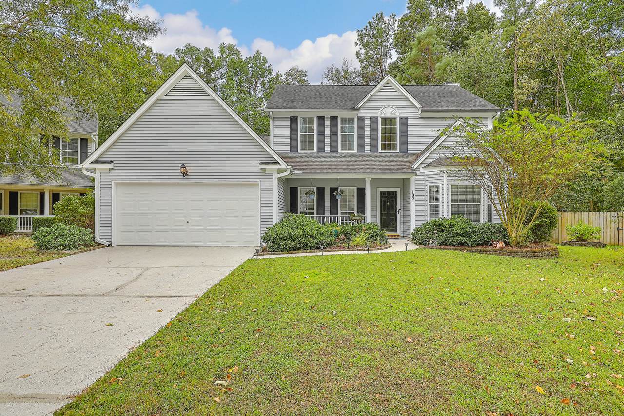 102 Cary Court - Photo 1