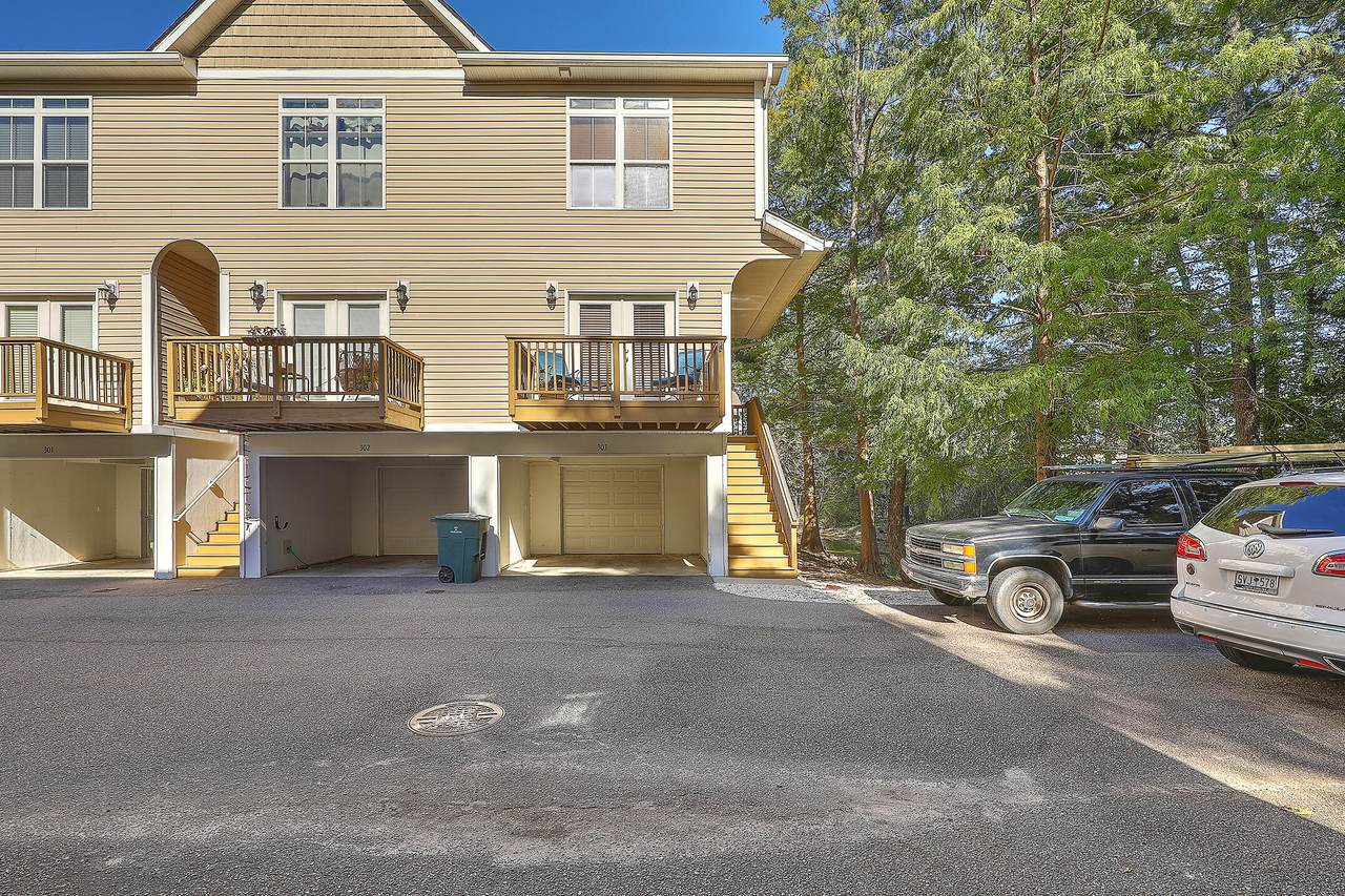 1829 Dogwood Road - Photo 1