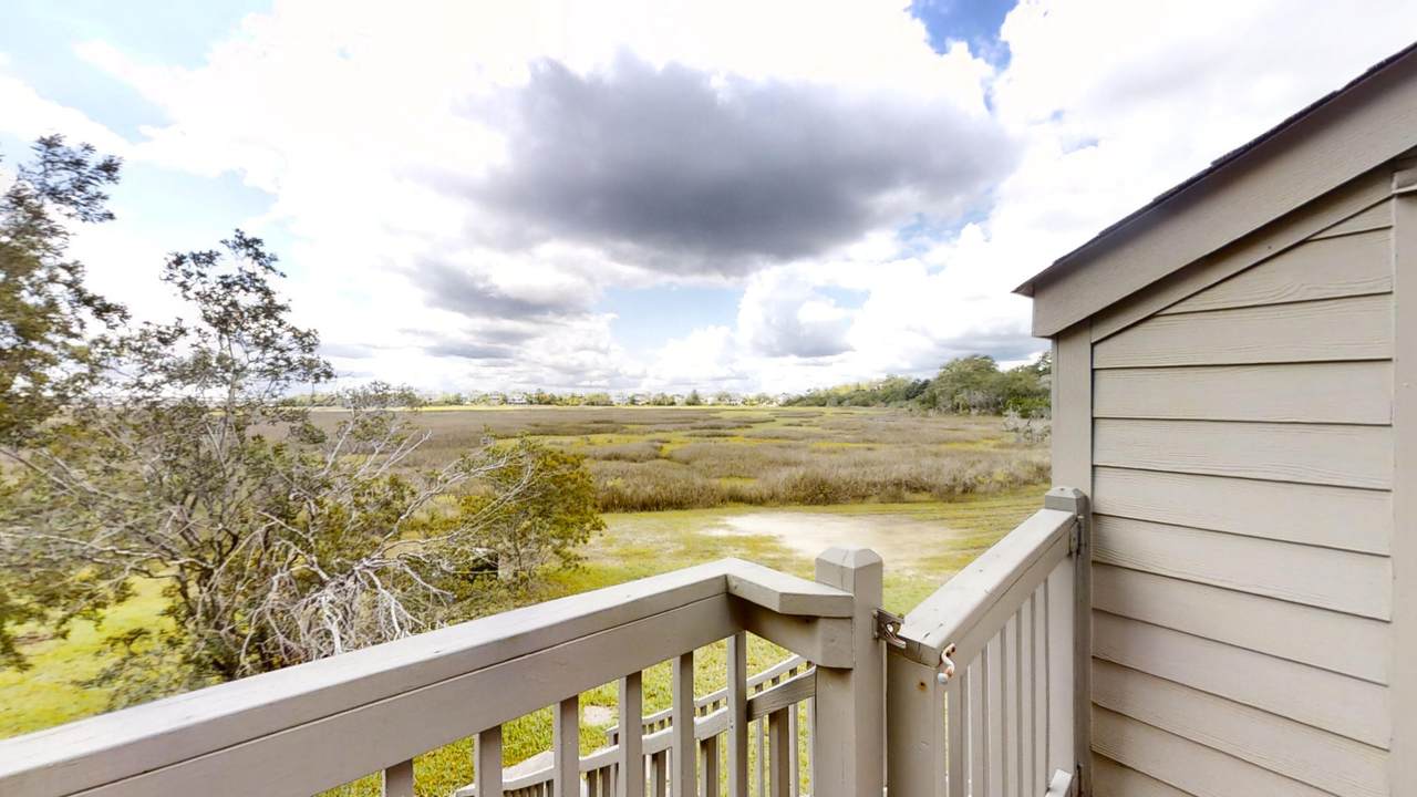191 River Breeze Drive - Photo 1
