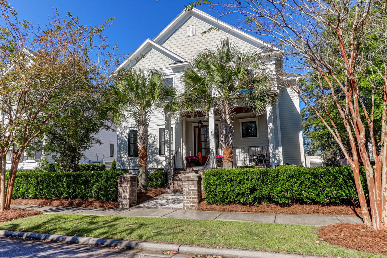 213 Amberjack Lane - Photo 1