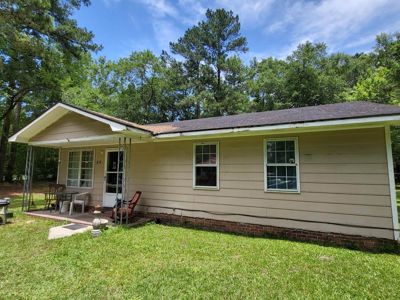 88 Davis Street - Photo 1