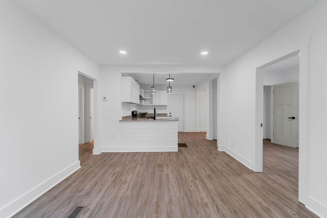 2726 Surrey Drive - Photo 1