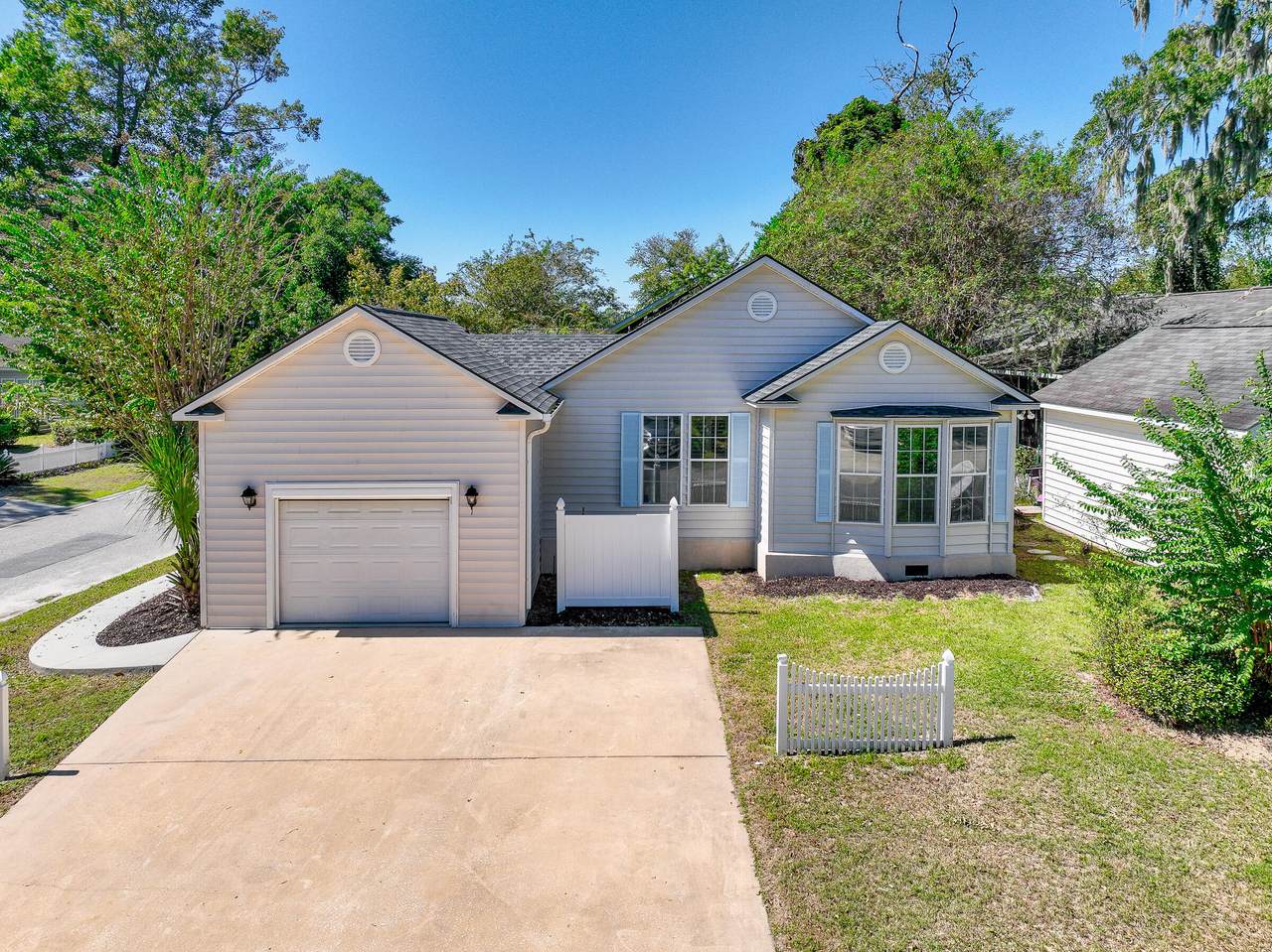 1 Wateree Court - Photo 1