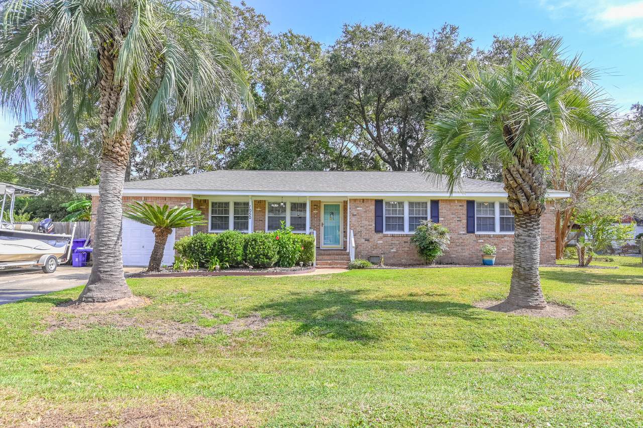 1050 Woodside Drive - Photo 1
