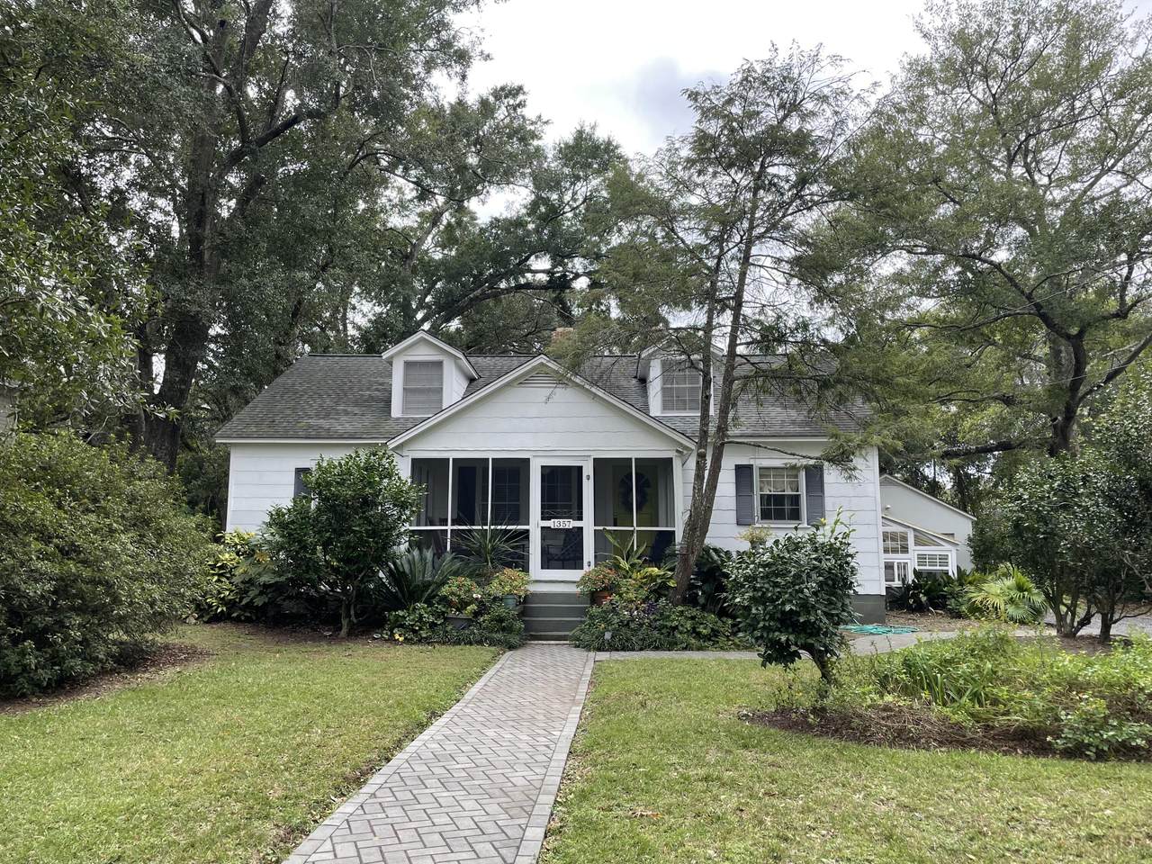 1357 Fairmont Avenue - Photo 1