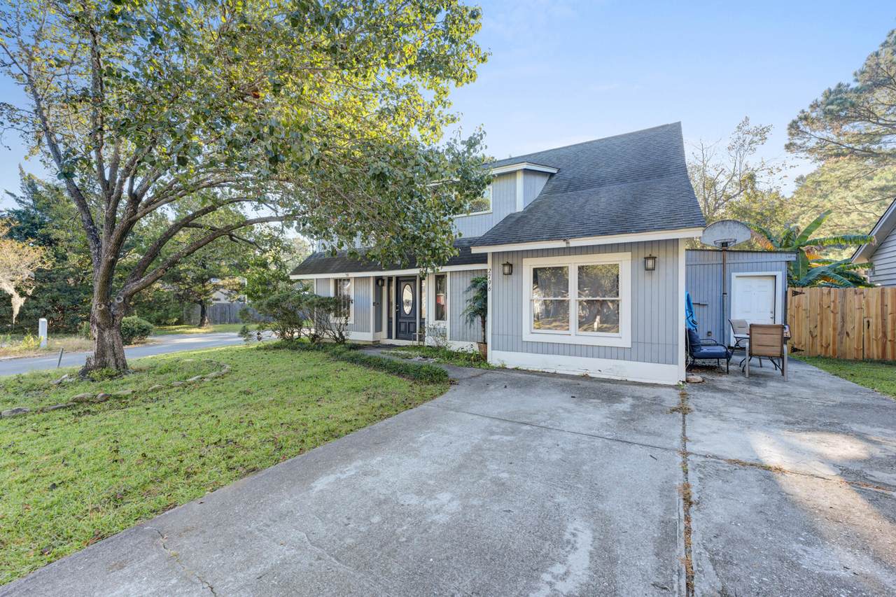 2796 Jobee Drive - Photo 1