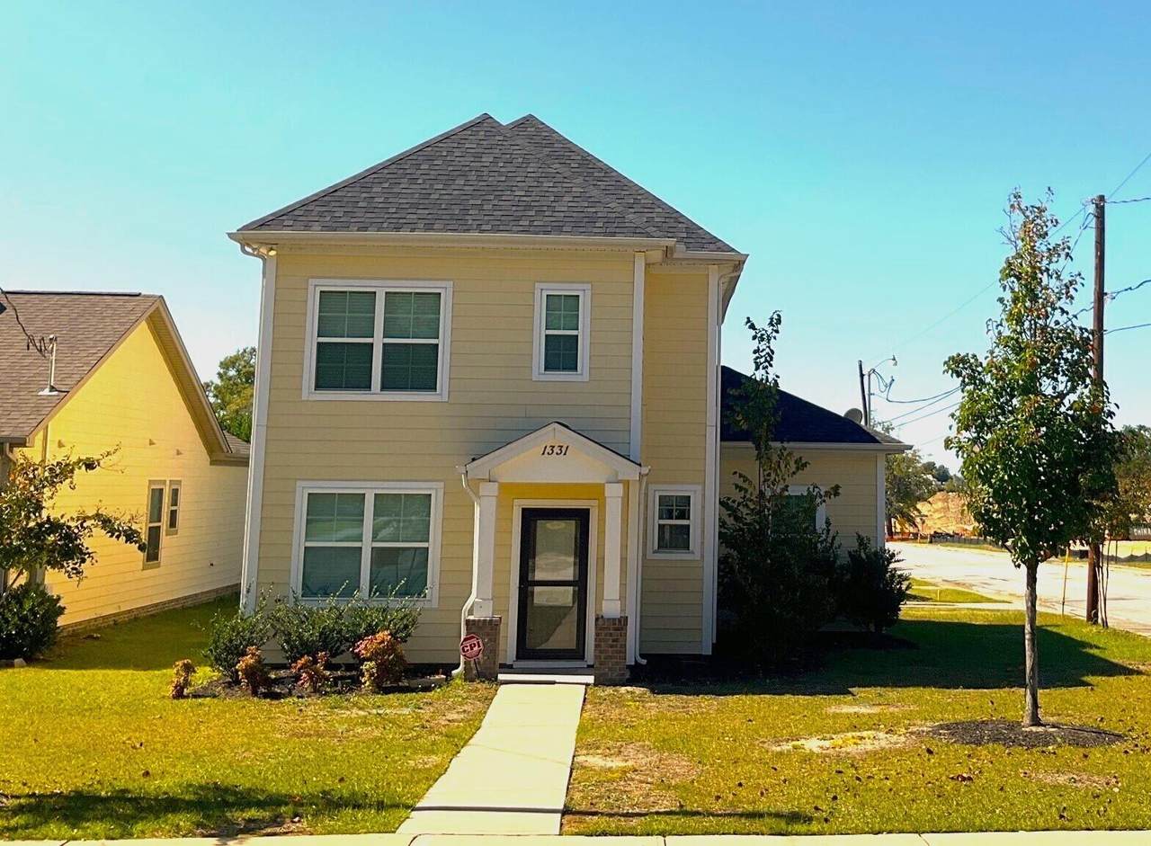 1331 Mcduffie Avenue - Photo 1