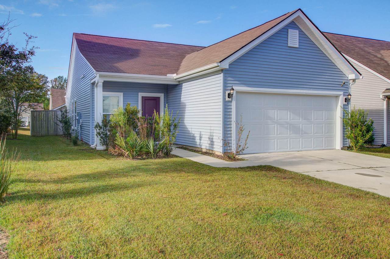 103 Chaste Tree Circle - Photo 1