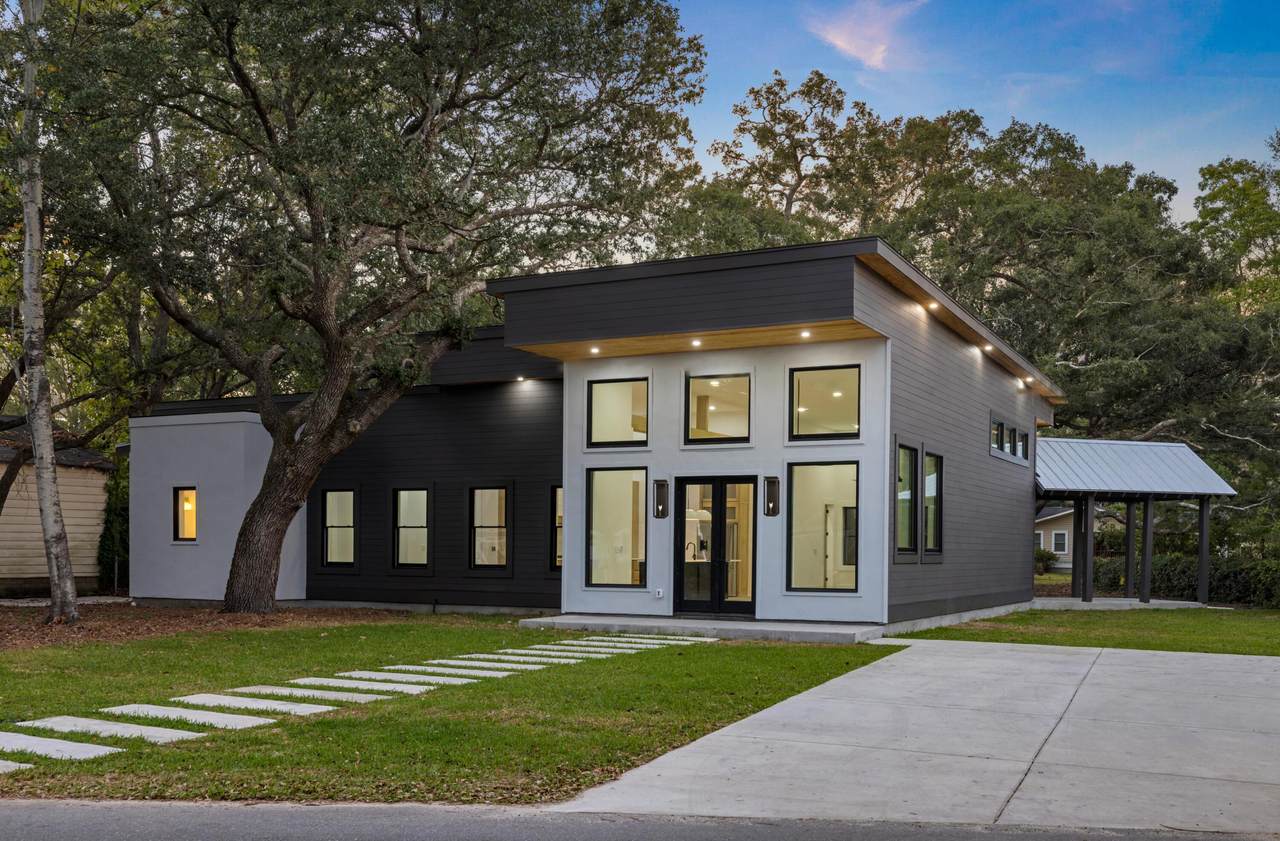 28 Riverdale Drive - Photo 1