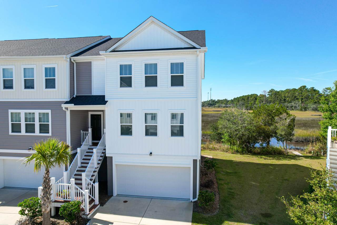 597 Mclernon - Photo 1