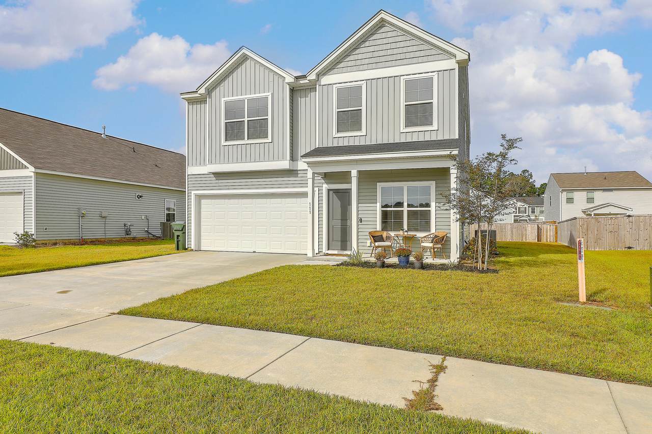 111 Oldenburg Drive - Photo 1