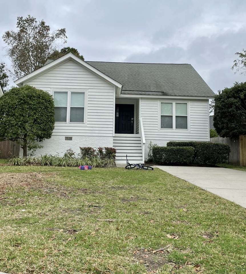 1528 Barquentine Drive - Photo 1