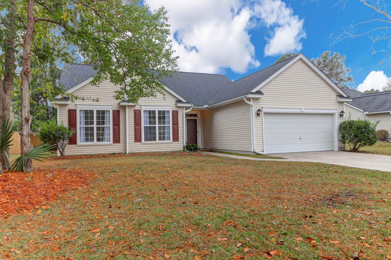 202 Cabrill Drive - Photo 1
