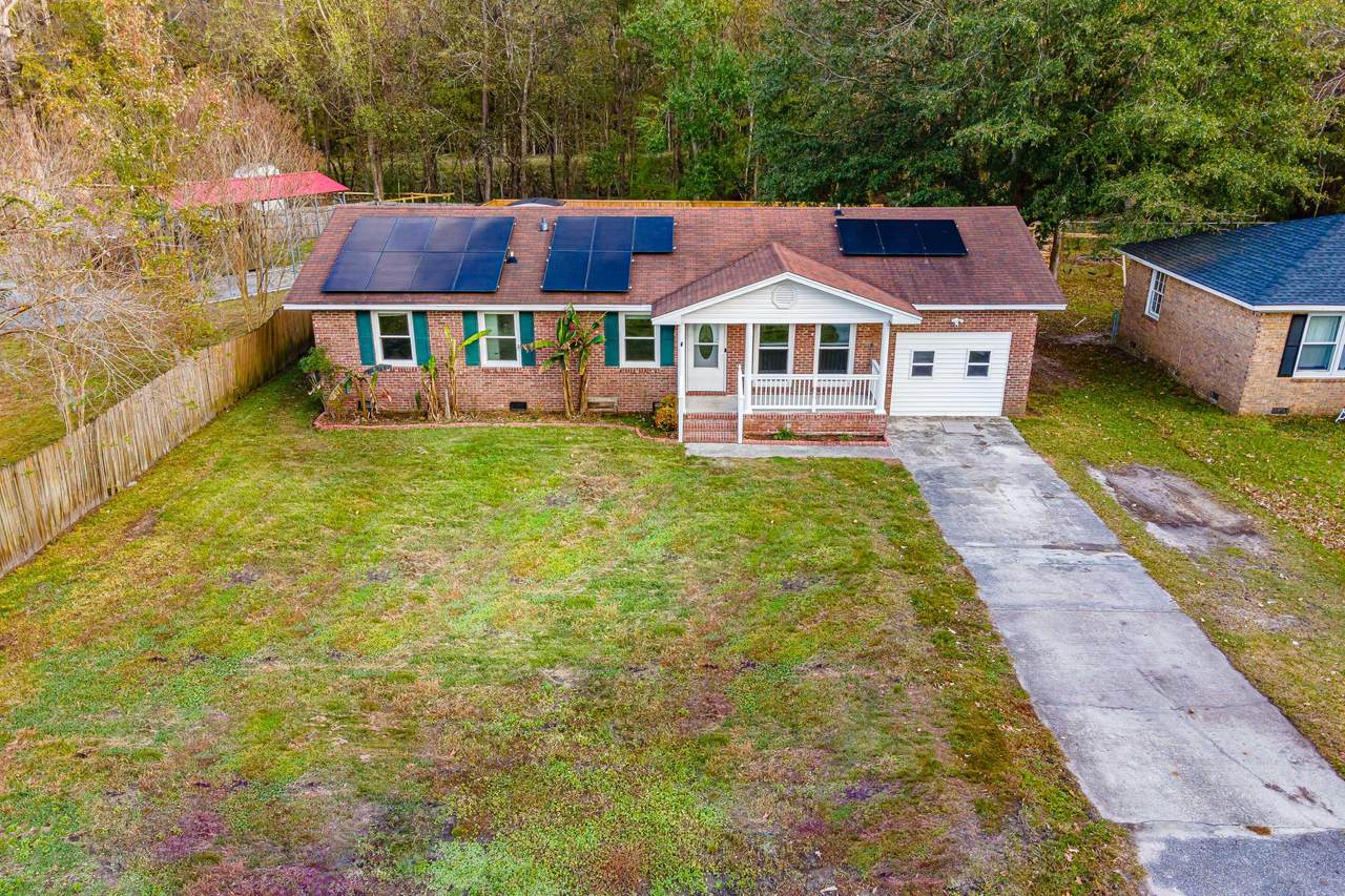 306 Brailsford Boulevard - Photo 1