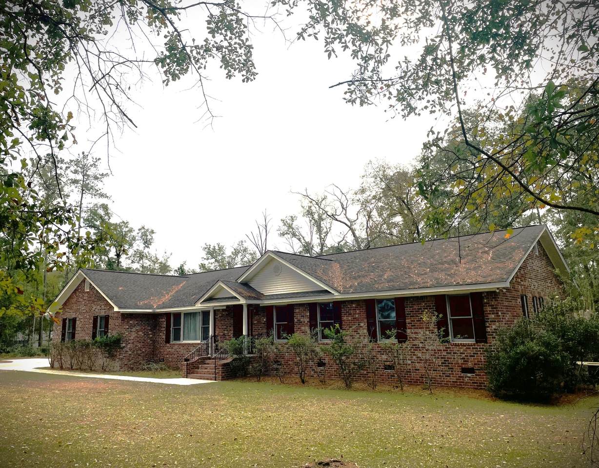 1107 Mallory Lane - Photo 1