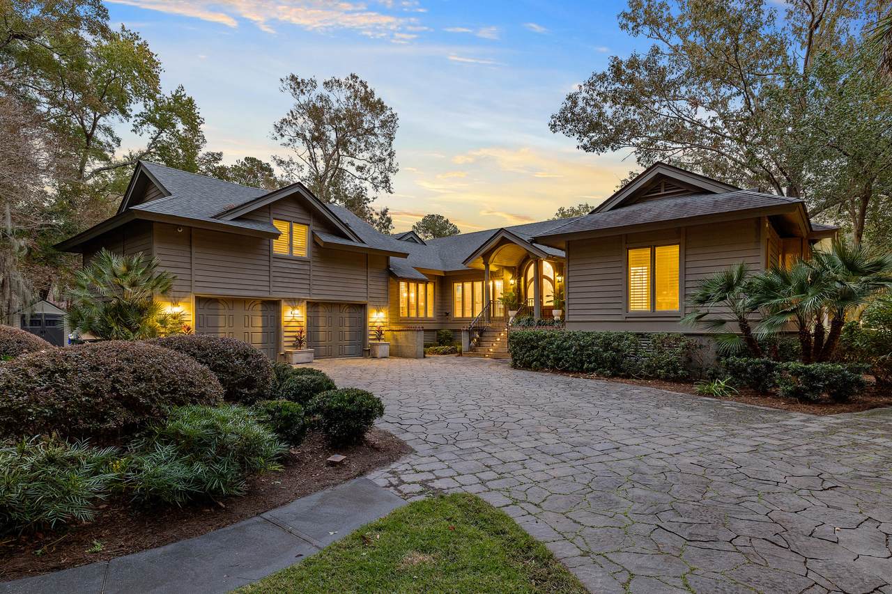 7 Trail Hollow Court - Photo 1