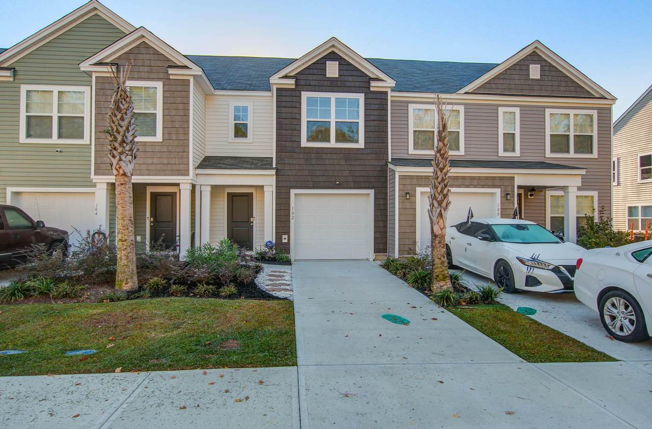 102 Rosefield Court - Photo 1