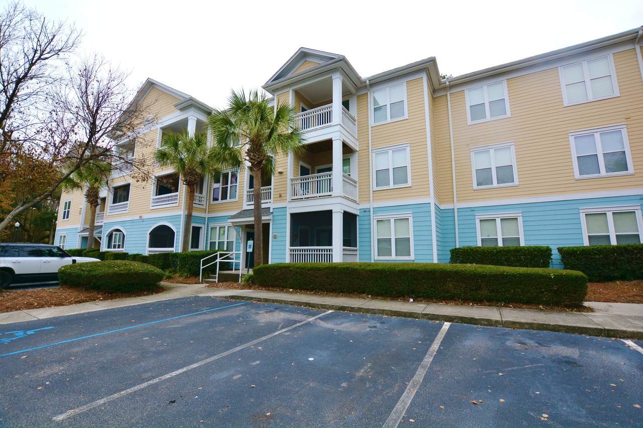 400 Bucksley Lane - Photo 1