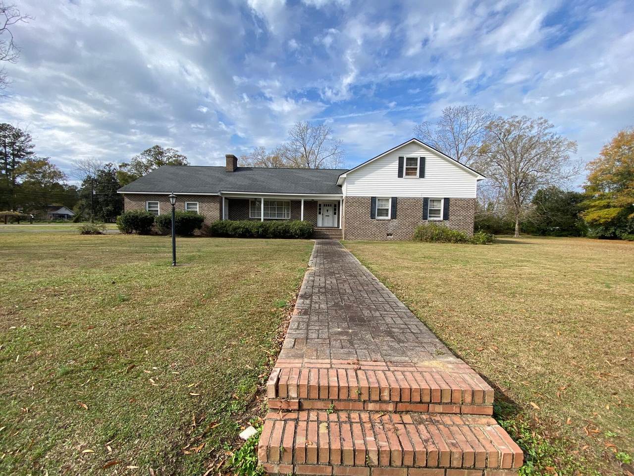 212 Morgan Avenue - Photo 1