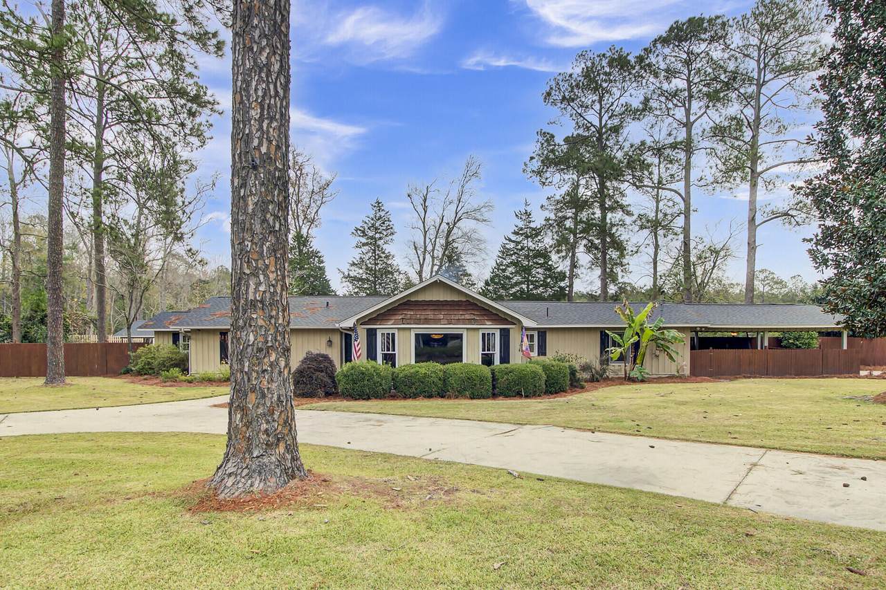520 Morrison Avenue - Photo 1