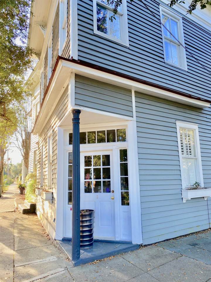 25 Chapel Street - Photo 1