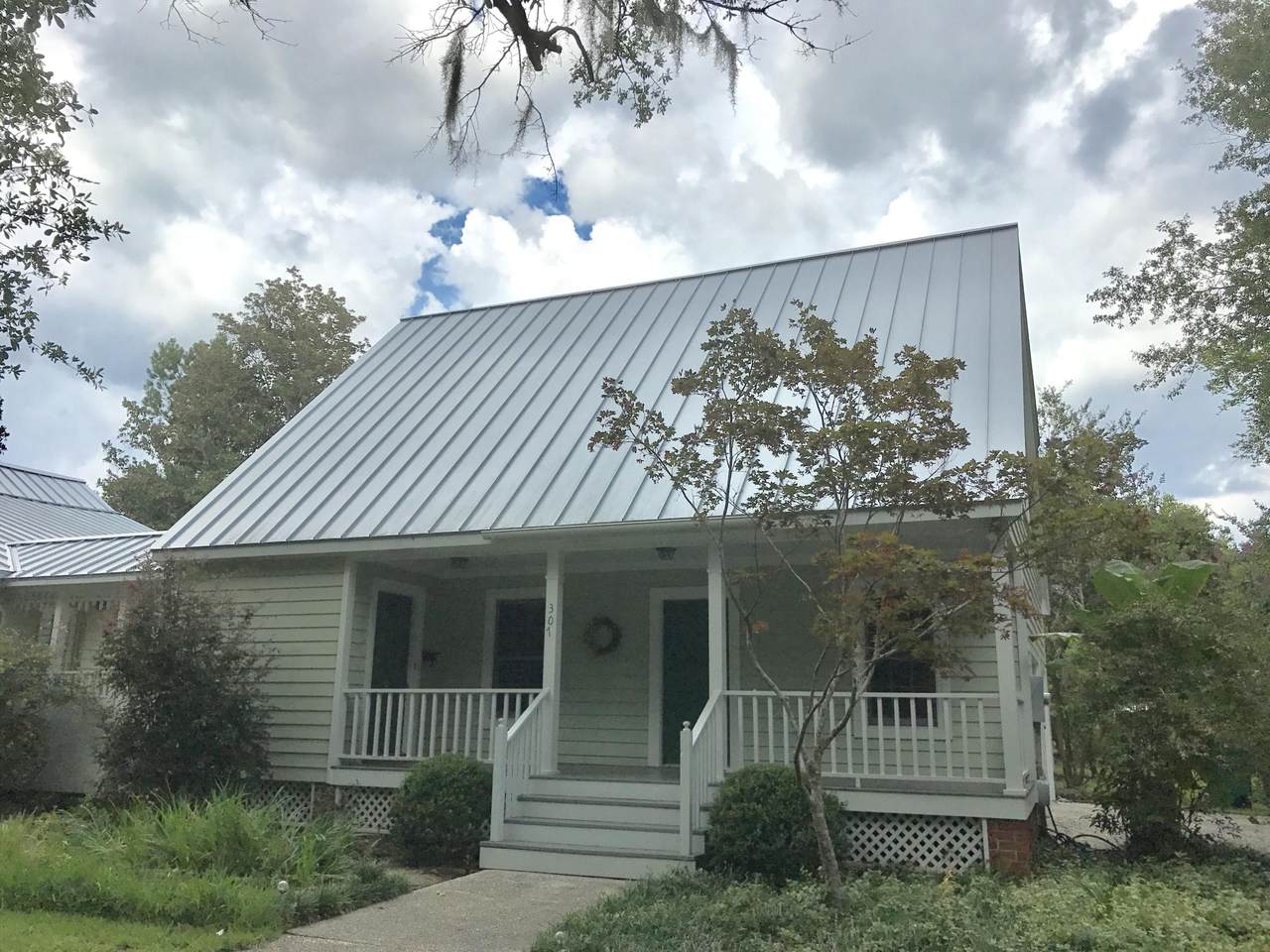 307 Hampton Street - Photo 1