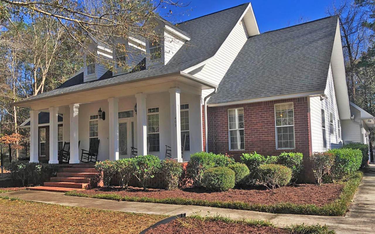 403 Woodland Drive - Photo 1