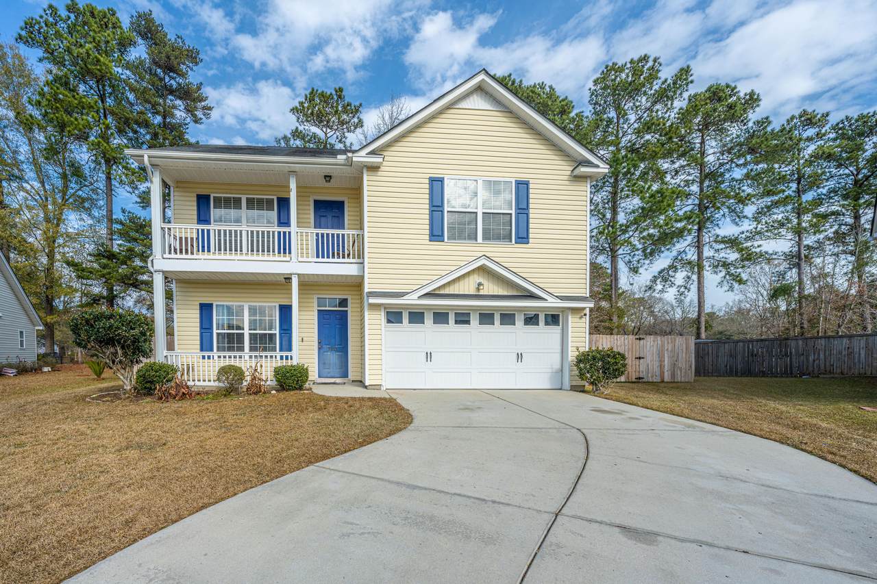 2913 John Cabot Drive - Photo 1