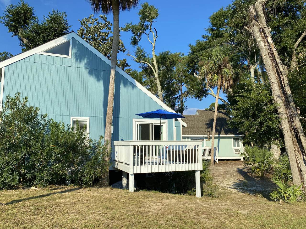 359 Sea Cloud Circle - Photo 1