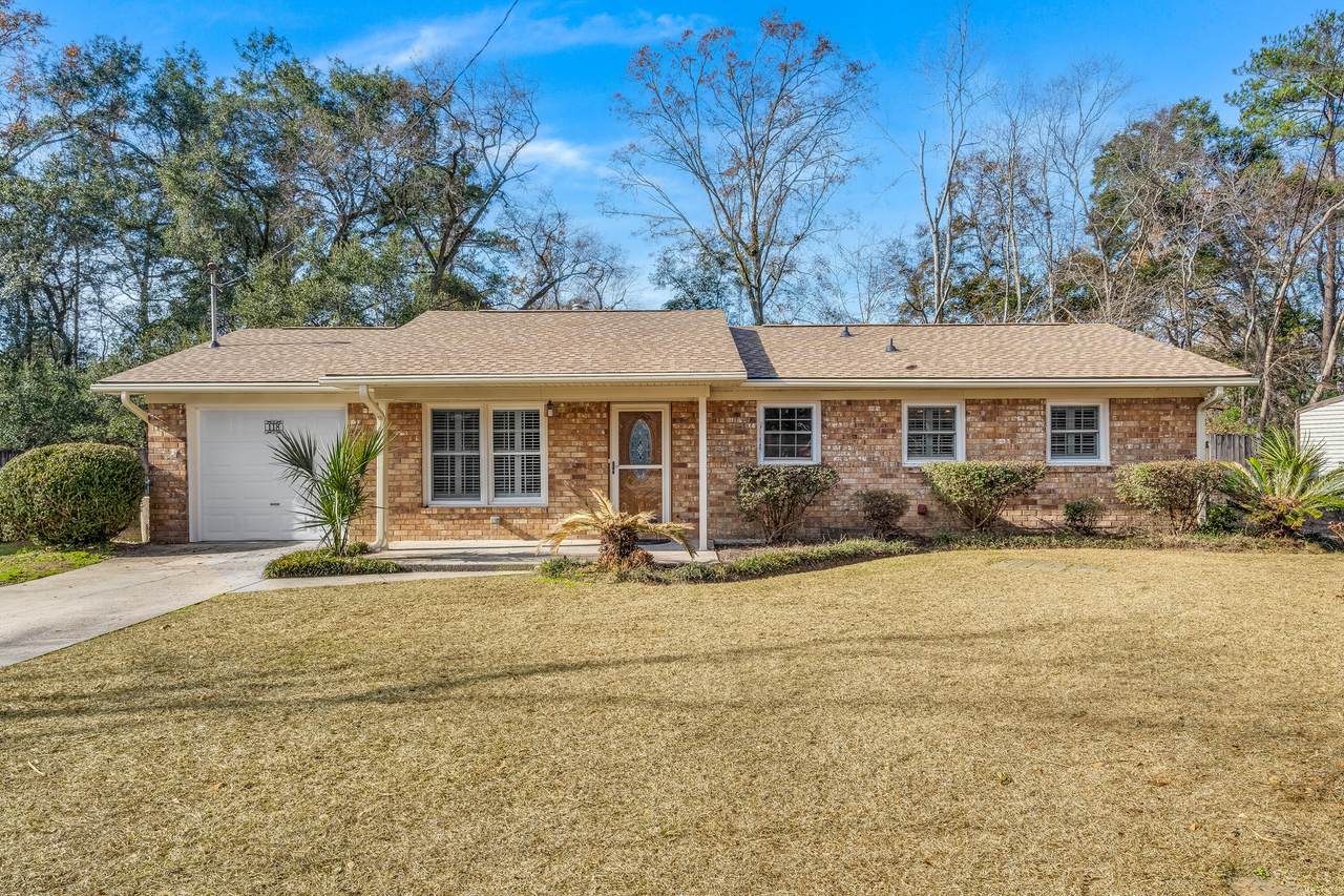 118 Hope Drive - Photo 1