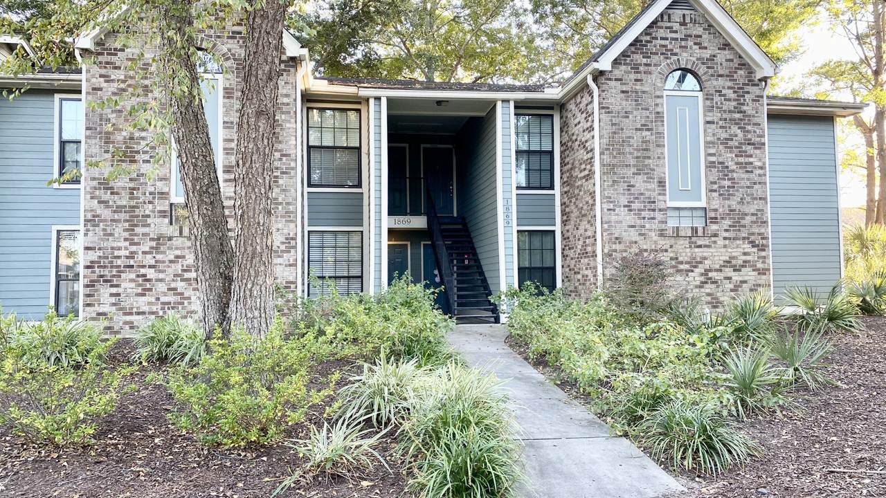 1869 Montclair Drive - Photo 1