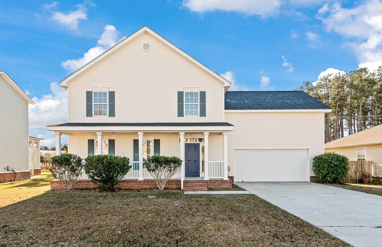128 Cotillion Crescent - Photo 1
