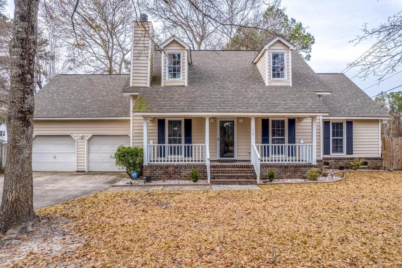 114 Garbon Drive - Photo 1