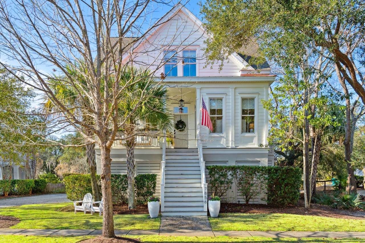7856 Farr Street - Photo 1