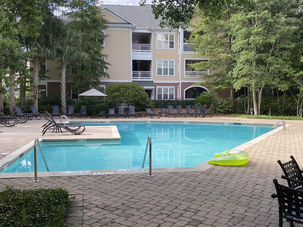 300 Bucksley Lane - Photo 1