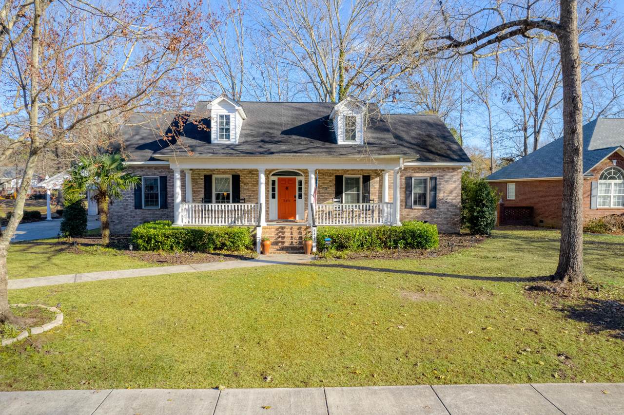 5476 Clearview Drive - Photo 1