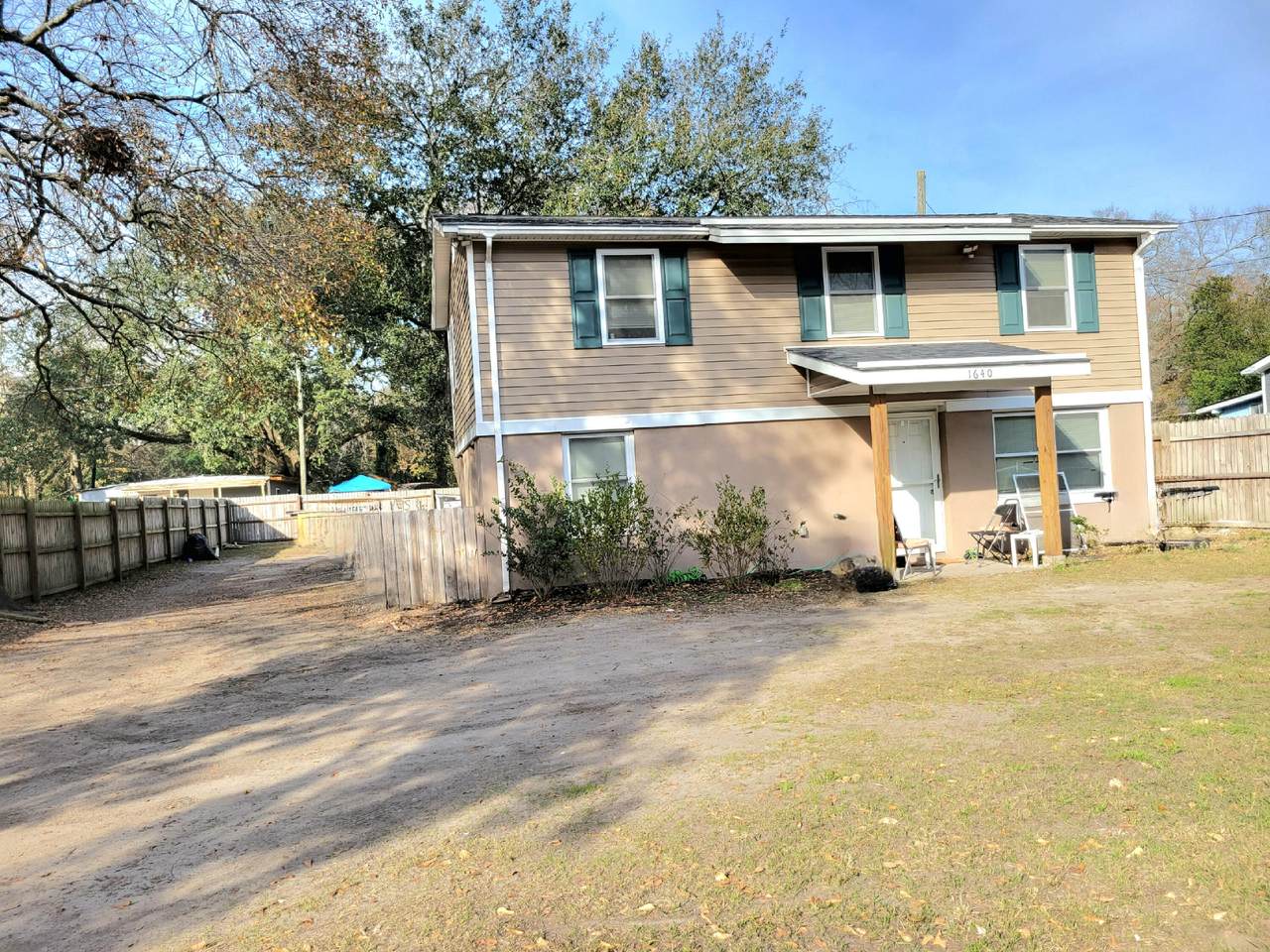 1640 Sumner Avenue - Photo 1