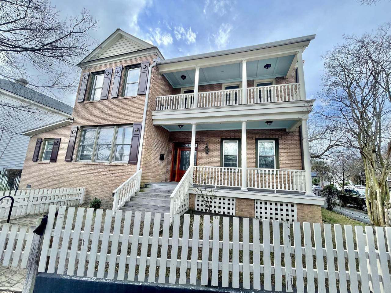 703 King Street - Photo 1