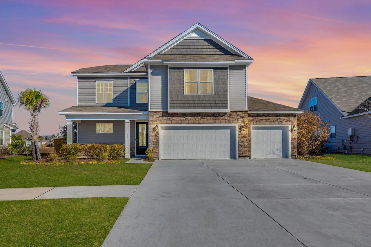 102 Delisle Court - Photo 1